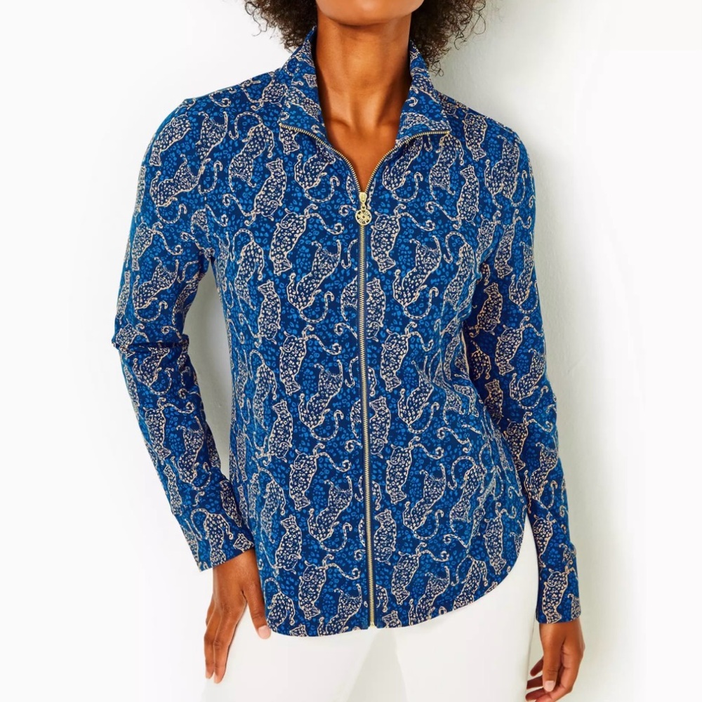 New Lilly Pulitzer UPF 50+ Leona Zip-Up Jacket in Low Tide Navy Easy To Spot, L